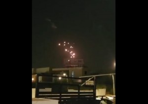 المقاومة في غزة تطلق رشقة من الصواريخ تجاه المستوطنات .. فيديو