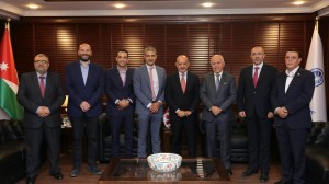 تجارة عمان : بناء منصة الكترونية للفرص الاستثمارية والتجارية بالاردن وكندا