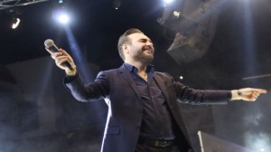 الفنان اللبناني وائل جسار يحيي حفلا غنائيا في مهرجان الفحيص