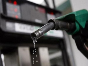 ترجيح رفع سعر البنزين 4 قروش الشهر المقبل