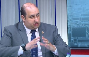 الخطيب: تخفيض مقاعد كليات الطب للحفاظ على جودة التعليم