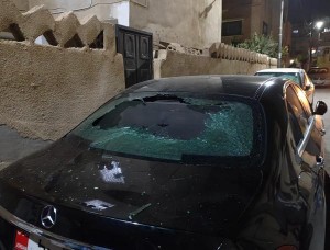 توقيف محطم زجاج مركبة رئيس بلدية الرصيفة 7 ايام