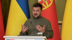 زيلينسكي يحدد شرط تحقيق سلام دائم بأوكرانيا