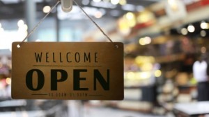 "تجارة عمان": شبه توافق بخصوص تحديد ساعات عمل القطاعات في العاصمة