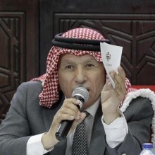 العرموطي ينتقد إصرار الحكومة بإحالة موظفين على التقاعد المبكر