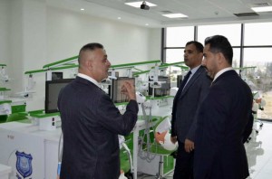 كلية طب الأسنان في جامعة عمان الأهلية تستضيف الدكتورالسرطاوي