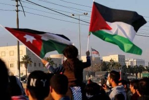 الخارجية: الحرب الاسرائيلية على غزة تدفع المنطقة الى "الهاوية"