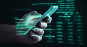 "الأمن السيبراني" يحذر من إدخال البيانات البنكية على المواقع غير الموثوقة