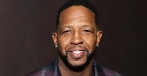 وفاة بطل الملاكمة العالمي سيدرك جونز