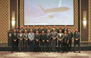 المجالي يُسلم شهادات ترفيع لـ 49 طياراً في الملكية الأردنية