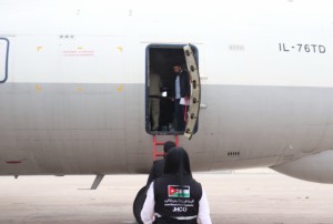 الأردن يسير طائرة مساعدات مخصصة لأطفال غزة