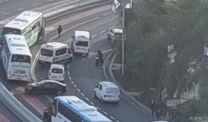 3 قتلى وإصابات خطيرة بعملية إطلاق نار بالقدس (محدث)