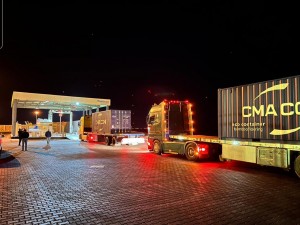 " الجسر العربي " يدشن الخط العربي للنقل البري والبحري الجديد بأول شحنة  تصدير   أردنية  الى إيطاليا  عبر البحر المتوسط