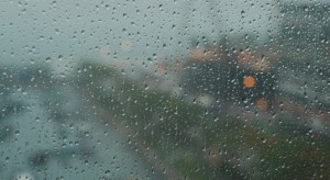 تطورات المنخفض الجوي وحالة الطقس يوم الاربعاء