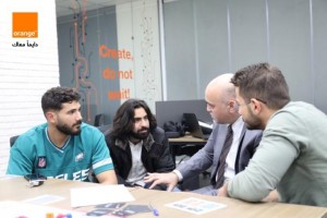 رياديو حاضنة أورنج للذكاء الاصطناعي يعيشون تجربة تدريبية مختلطة باللعب والذكاء الاصطناعي مع بروفاوندرز