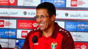 عموتا يستقيل .. والمغربي جمال سلامي مديرا فنيا للنشامى