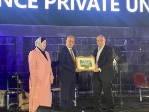 العلوم التطبيقية تحتفي بحصولها على مركز متقدم في تصنيف QS