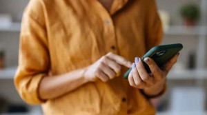 كيف تستخدم هاتفك الذكي بشكل صحي؟ .. 10 خطوات هامة