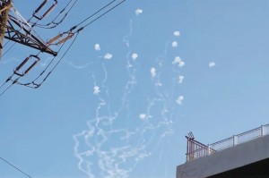 إذاعة الجيش الإسرائيلي: حيفا تتعرض لأكبر رشقة من الصواريخ