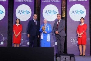 العلوم التطبيقية تحصد جائزتين مرموقتين في المنتدى العالمي للتواصل الاجتماعي.