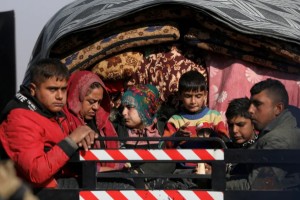 مسؤول أممي: نحو 1.5 مليون شخص قد ينزحون في سوريا