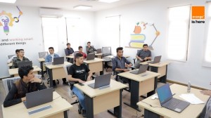 برامج مراكز أورنج التدريبية: بوابة الشباب لمستقبل أفضل