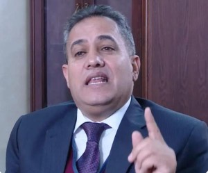 الهميسات يسأل الرئيس: هل خلت دوائر الحكومة من الكفاءات؟