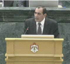 النائب قاسم القباعي يفتح ملف أبناء الأردنيات ويطالب بإنصافهم