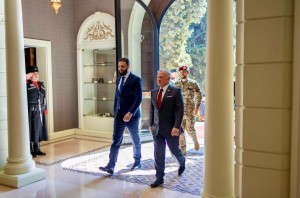 الملك والشرع يبحثان التعاون والوصول إلى صيغ مشتركة على مختلف الصعد