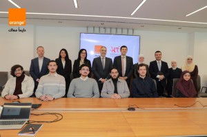 أورنج الأردن وجامعة الحسين التقنية تواصلان متابعة  "منح نفرح بالحسين" بلقاء مع الطلبة