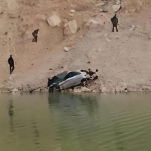 وفاة سيدة بتدهور مركبة عن منحدر قرب سد كفرنجة