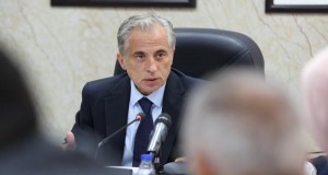 حسان يلتقي الكتل النيابية لـ 6 أحزاب ويحدد أولوية الحكومة الاولى