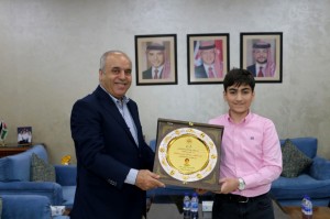 جائزة جديدة تضاف لحصيلة طلبة العلوم الطبية المساندة في عمان الاهلية