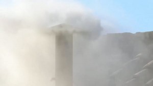 تصاعد الدخان الأبيض في إشارة لانتخاب بابا جديد للفاتيكان