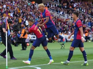 برشلونة يفوز على مدريد 4-3 ويقترب من اللقب
