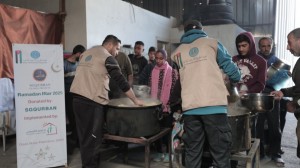 "الخيرية الهاشمية": مستمرون بتقديم الوجبات لأهالي غزة رغم إغلاق المعابر