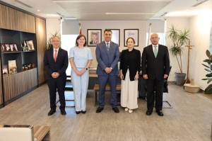 وزير الزراعة يبحث مع الرئيس التنفيذي للاتحاد الدولي للأسمدة سبل تعزيز الأمن الغذائي العالمي ودور الأردن كشريك رئيس في سلاسل الإمداد المستد