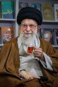 معلومات عن تفويض خامنئي جزءاً كبيراً من صلاحياته إلى المجلس الأعلى للحرس الثوري .. وهذه الدلالات