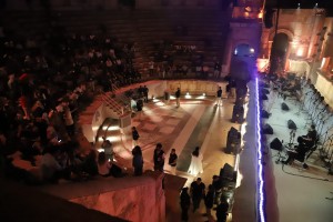 كورال "هارموني" المصرية يضيء المسرح الشمالي في مهرجان جرش