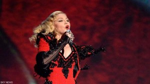 مادونا تدعو بابا الفاتيكان لزيارة غزة "قبل فوات الأوان"