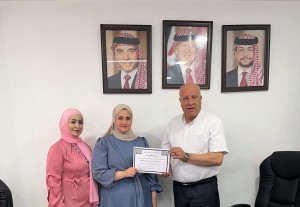 الاتحاد الوطني يكرّم طلبة التوجيهي في الرصيفة