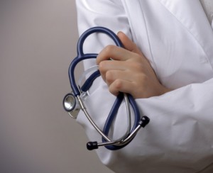 الخطيب: 5000 طبيب عاطل عن العمل والمتوقع ارتفاع العدد إلى 9000 خلال عامين