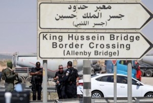 إذاعة إسرائيلية: مسلحون وصلوا من الاردن ونفذوا عملية في معبر الكرامة
