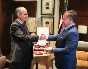 الملك: نفخر ونعتز بالعالم الأردني البروفيسور عمر ياغي