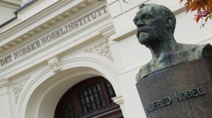 لجنة نوبل تعلن الفائز بجائزة السلام الجمعة وخبراء يستبعدون فوز ترامب