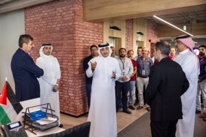 سعادة الشيخ عبد الله بن خليفة آل خليفة يزور مقر "أمنية إحدى شركات Beyon" مهنئًا الفريق بنجاح إطلاق الهوية الجديدة