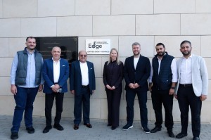 السفيرة الهولندية تزور العقبة وتطّلع على تجربة "النافورة مول"في المباني الخضراء