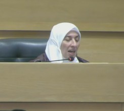 طهبوب تستجوب الحكومة بسبب العمل اللائق