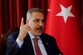 وزير الخارجية التركي يتوقع ان تهاجم اسرائيل ايران