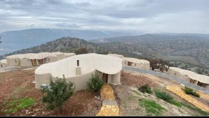 فايننشال تايمز تسلط الضوء على نُزل اليرموك وتبرز جمال الطبيعة للسياحة الأردنية